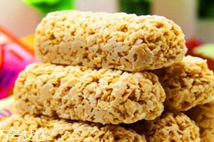 代餐餅干哪個(gè)牌子好 代餐餅干的吃法 代餐餅干哪個(gè)牌子好 代餐餅干的吃法
