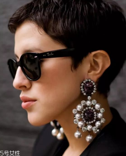 耳環(huán)可以用碘伏消毒嗎？耳環(huán)消毒能用碘伏嗎