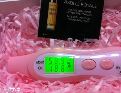 嬌蘭黃金復(fù)原蜜和雅詩蘭黛小棕瓶哪個(gè)好？