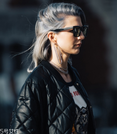 耳環(huán)取下來流血怎么辦？耳環(huán)取下來流血怎么處理