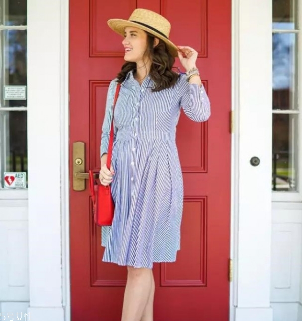 條紋襯衫裙圖片欣賞 條紋襯衫裙怎么搭配 條紋襯衫裙圖片欣賞 條紋襯衫裙怎么搭配