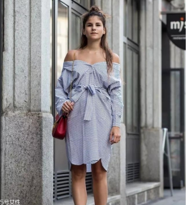 條紋襯衫裙圖片欣賞 條紋襯衫裙怎么搭配 條紋襯衫裙圖片欣賞 條紋襯衫裙怎么搭配