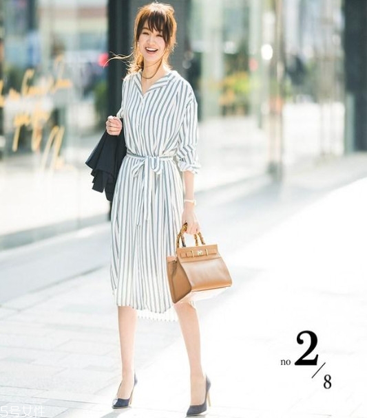 條紋襯衫裙圖片欣賞 條紋襯衫裙怎么搭配 條紋襯衫裙圖片欣賞 條紋襯衫裙怎么搭配