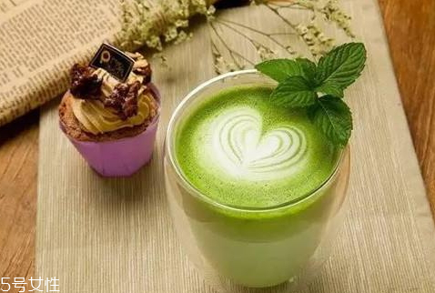 抹茶拿鐵熱量高嗎 抹茶拿鐵會胖嗎 抹茶拿鐵熱量高嗎 抹茶拿鐵會胖嗎