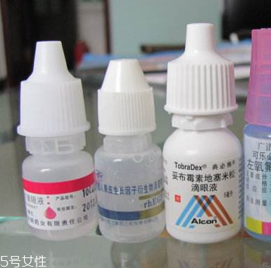 眼藥水什么時(shí)候滴最好？滴眼藥水的最佳時(shí)間