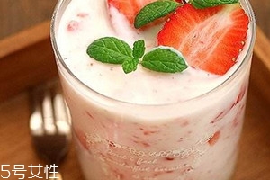 奶昔可以做成熱的嗎 奶昔是冷著吃還是熱著吃 奶昔可以做成熱的嗎 奶昔是冷著吃還是熱著吃