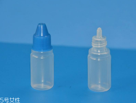 眼藥水是滴在眼睛里嗎？眼藥水是屬于外用的嗎？