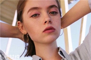 耳環(huán)容易掉怎么辦？耳環(huán)容易松怎么辦？