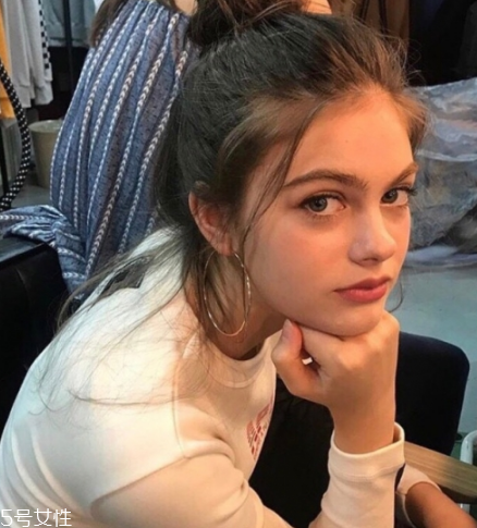 耳環(huán)太重了怎么辦？耳環(huán)太重的危害