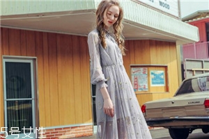 閨蜜聚會穿什么裙子好看？閨蜜聚會穿搭法則