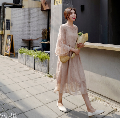 閨蜜聚會穿什么裙子好看？閨蜜聚會穿搭法則