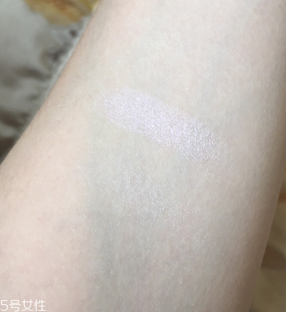 becca紫色高光和資生堂pk107哪個(gè)好 becca紫色高光和資生堂pk107哪個(gè)好