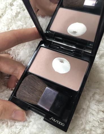 becca紫色高光和資生堂pk107哪個(gè)好 becca紫色高光和資生堂pk107哪個(gè)好