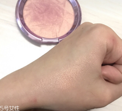 becca人魚姬高光多少錢 becca人魚姬高光試色 becca人魚姬高光多少錢 becca人魚姬高光試色