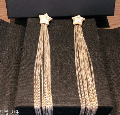 耳環(huán)生銹了怎么辦？耳環(huán)生銹怎么處理