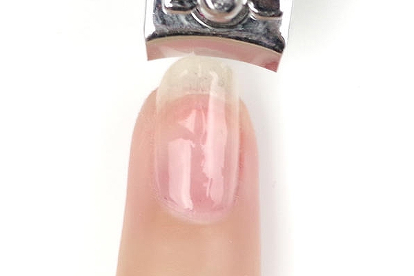 尖形指甲怎么修剪好看 尖形指甲打磨方法 尖形指甲怎么修剪好看 尖形指甲打磨方法