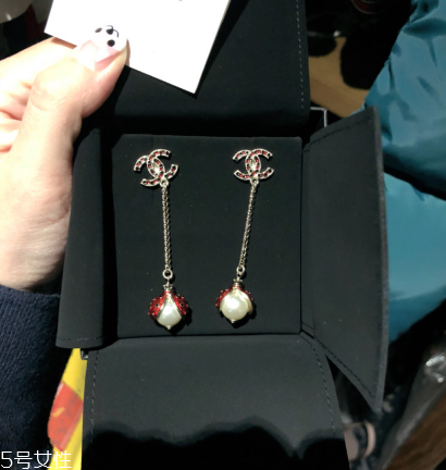 耳環(huán)多久換一次？耳環(huán)更換時(shí)間