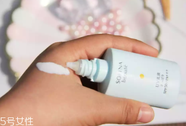 索菲娜藍(lán)小花防曬黑嗎？索菲娜藍(lán)小花適合年齡