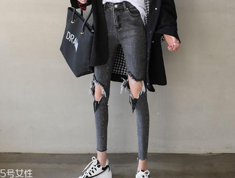 微胖女生適合什么牛仔褲？微胖女生牛仔褲穿搭技巧