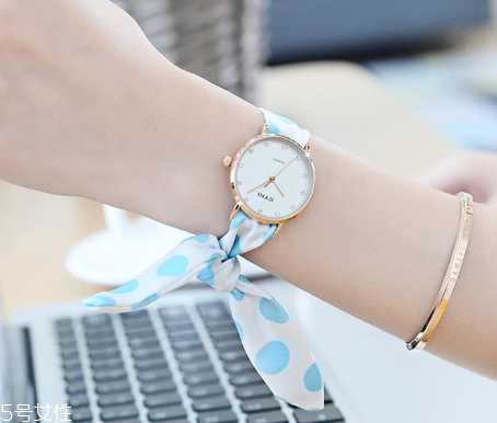 女生戴什么手表好看？適合女生戴的手表款式