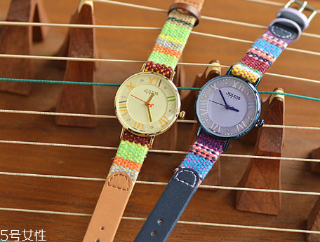 女生戴什么手表好看？適合女生戴的手表款式