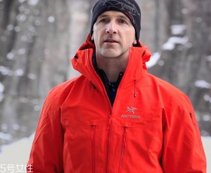 始祖鳥為什么那么貴？始祖鳥貴的原因