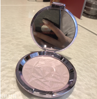 becca粉紫色高光怎么樣 becca最熱門的高光試色 becca粉紫色高光怎么樣 becca最熱門的高光試色