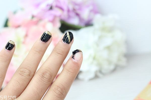 牙膏可以卸甲嗎？牙膏卸甲的具體操作步驟