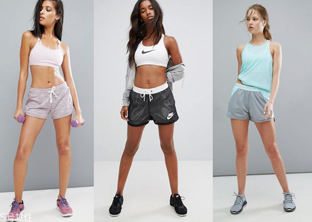 女生去健身房穿什么衣服 健身房穿什么衣服女生 女生去健身房穿什么衣服 健身房穿什么衣服女生