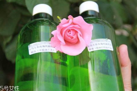 玫瑰純露怎么保存 玫瑰純露保質(zhì)期多久 玫瑰純露怎么保存 玫瑰純露保質(zhì)期多久