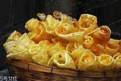 乳扇熱量高嗎 吃乳扇會(huì)胖嗎 乳扇熱量高嗎 吃乳扇會(huì)胖嗎