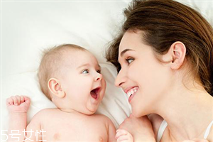 產(chǎn)婦能敷面膜嗎 哺乳期如何護膚 產(chǎn)婦能敷面膜嗎 哺乳期如何護膚