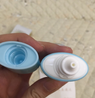 安耐曬兒童藍(lán)瓶和安耐曬小金瓶對比 安耐曬兒童藍(lán)瓶和安耐曬小金瓶對比