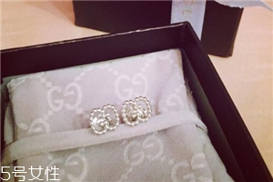 耳釘可以用白酒消毒嗎？耳釘用白酒消毒有用嗎