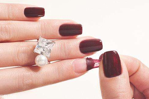 水性指甲油怎么識(shí)別優(yōu)劣 水性指甲油的識(shí)別方法