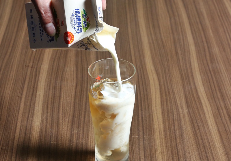 調(diào)酒一般用什么酒 調(diào)酒都有什么酒 調(diào)酒一般用什么酒 調(diào)酒都有什么酒