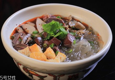 鴨血粉絲湯是哪里的特產(chǎn) 鴨血粉絲湯的特點