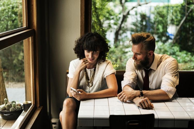 12星座談變愛小技巧 面對(duì)12星座的戀愛小心機(jī)