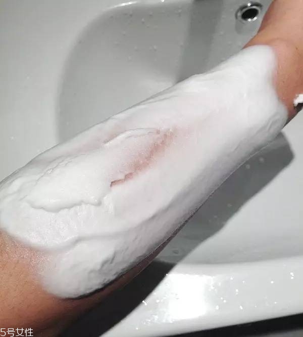 杜碧絲脫毛噴霧用完會(huì)長得很多嗎 杜碧絲脫毛噴霧的害處 杜碧絲脫毛噴霧用完會(huì)長得很多嗎 杜碧絲脫毛噴霧的害處