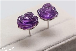 耳釘不帶耳帽會掉嗎？耳釘沒有耳帽會不會掉