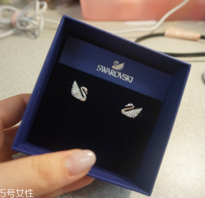 耳釘對耳唇有什么危害？耳釘對耳朵有哪些害處？