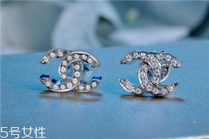 香奈兒雙c耳釘多少錢？香奈兒雙c耳釘專柜價格
