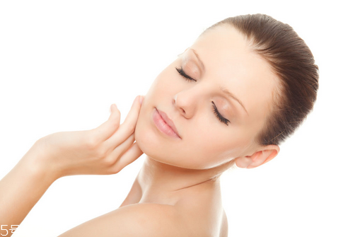 潤百顏是什么牌子 潤百顏蜂巢玻尿酸水潤次拋原液怎么樣 潤百顏是什么牌子 潤百顏蜂巢玻尿酸水潤次拋原液怎么樣