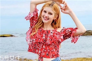 碎花襯衫怎么搭配？碎花襯衫搭配圖片