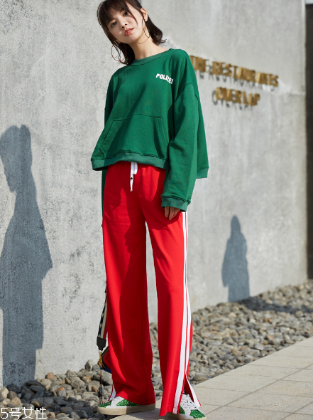 校服褲怎么搭配？校服褲搭配圖片