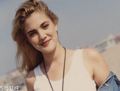 鼻翼縮小多久可以化妝？鼻翼縮小多長時間才能化妝？