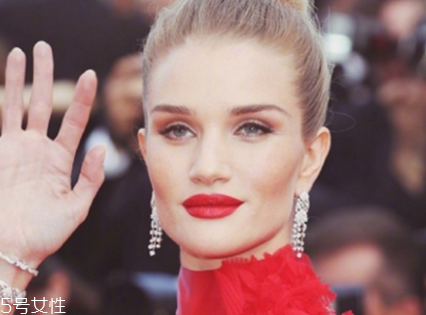 鼻翼縮小多久可以化妝？鼻翼縮小多長時間才能化妝？