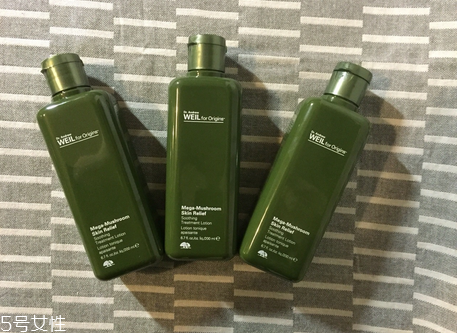 菌菇水對(duì)閉口有用嗎 菌菇水可以當(dāng)日常水嗎 菌菇水對(duì)閉口有用嗎 菌菇水可以當(dāng)日常水嗎