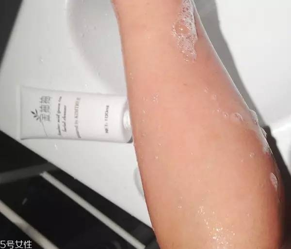 杜碧絲脫毛噴霧用完會(huì)長得很多嗎 杜碧絲脫毛噴霧的害處 杜碧絲脫毛噴霧用完會(huì)長得很多嗎 杜碧絲脫毛噴霧的害處