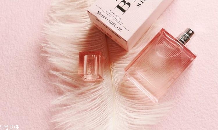 氣味圖書館香水哪款最火 撩倒直男的三個爆款 氣味圖書館香水哪款最火 撩倒直男的三個爆款